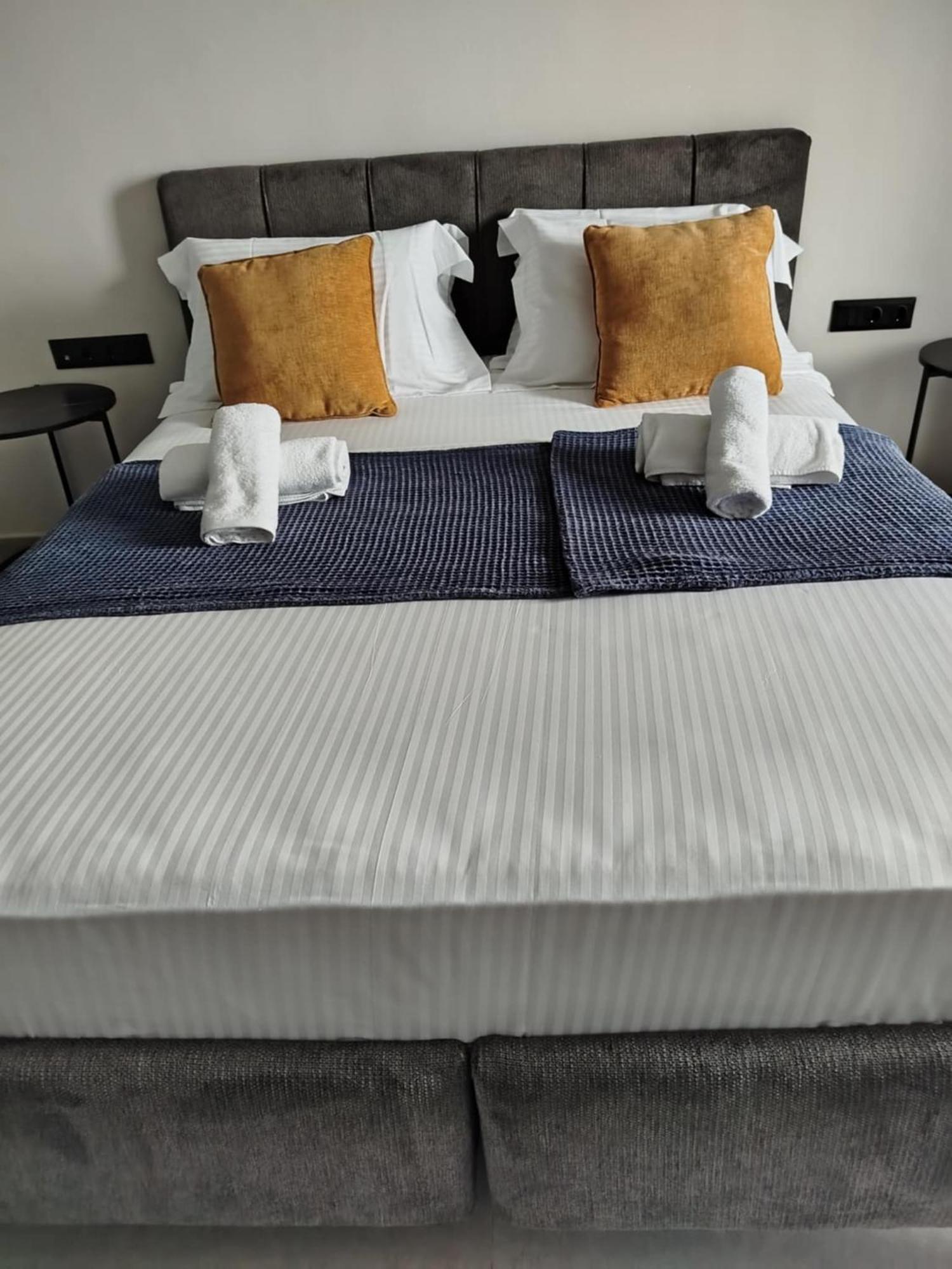 Hotel Andreas Ypsos Exteriör bild